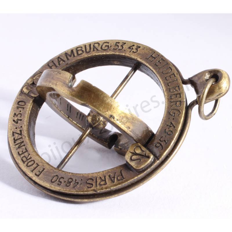 Universel bronze Universel bronze